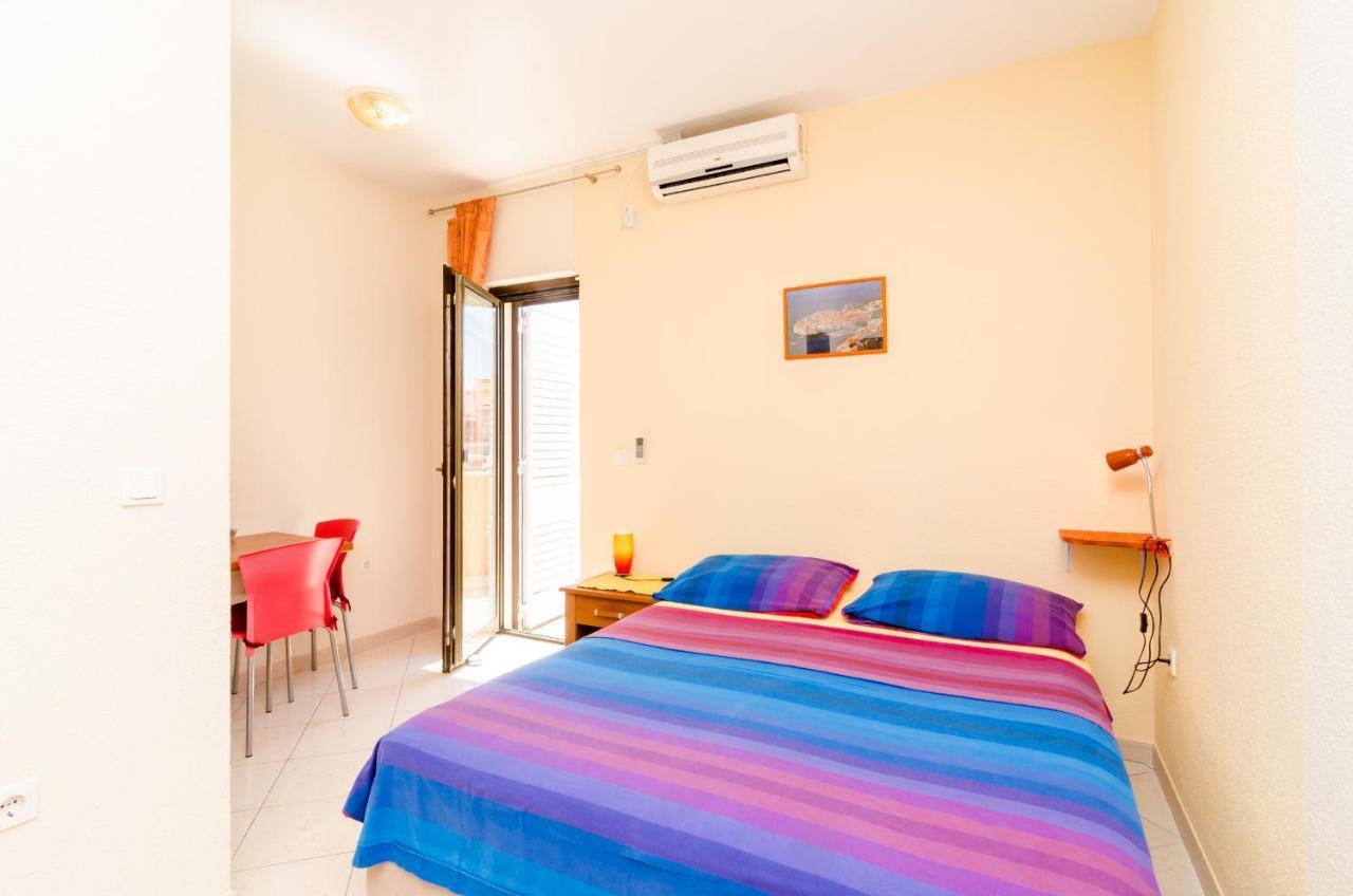קאבטאט Guesthouse Somnium מראה חיצוני תמונה
