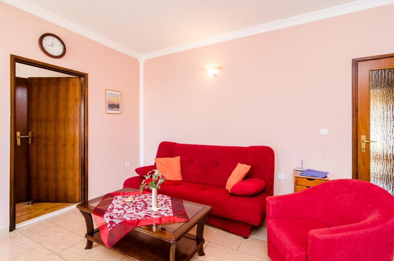 קאבטאט Guesthouse Somnium מראה חיצוני תמונה