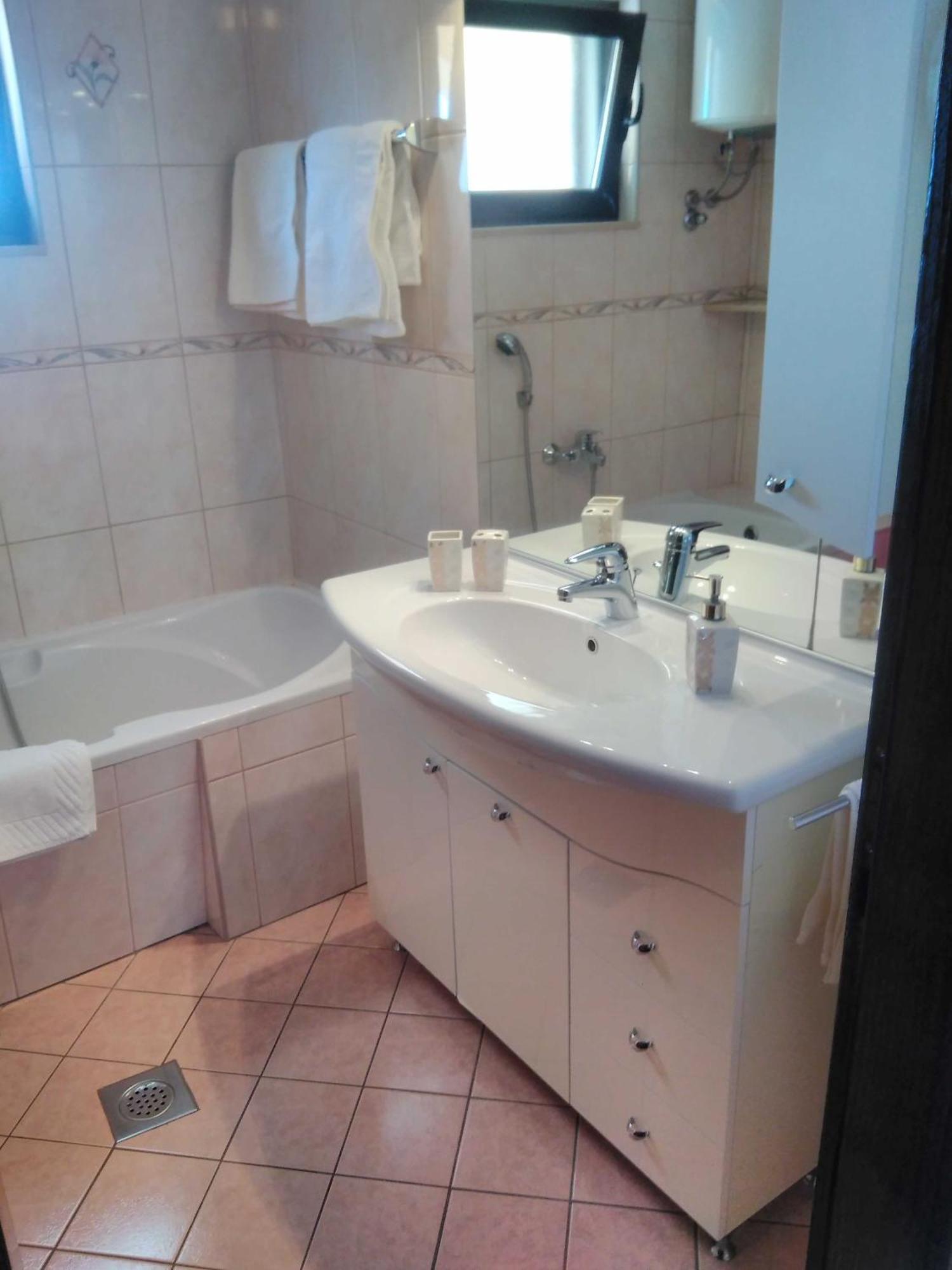 קאבטאט Guesthouse Somnium חדר תמונה